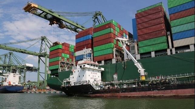 Methanol Bunkering – Singapore Initiatives for a More Responsible Global Trade